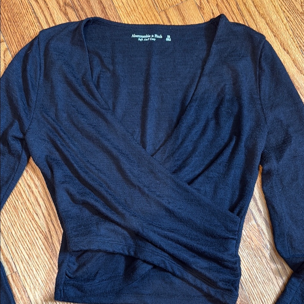 Abercrombie & Fitch Black Wrap Top